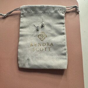 COPY - Kendra Scott Presleigh Love Knot Stud Earrings in Bright Silver